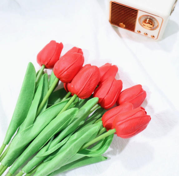 Home Decor Tulip - 5個入り人工チューリップの花の装飾品、リビングルーム用、教師やお母さんへのギフトに最適