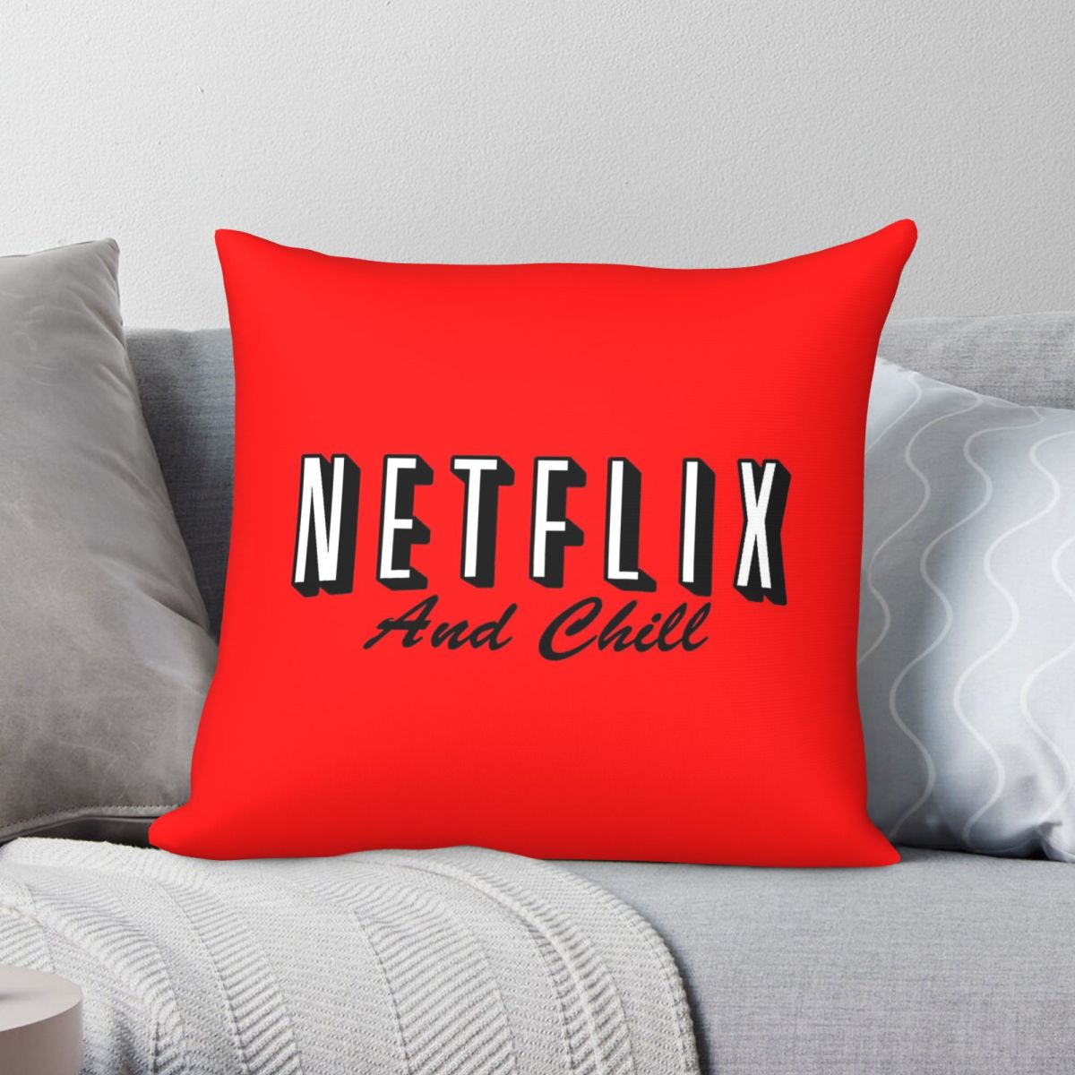 Home Decor Netflix - Netflix And Chill レッドスクエア枕カバー ポリエステルリネンベルベット クリエイティブジップ装飾枕カバー