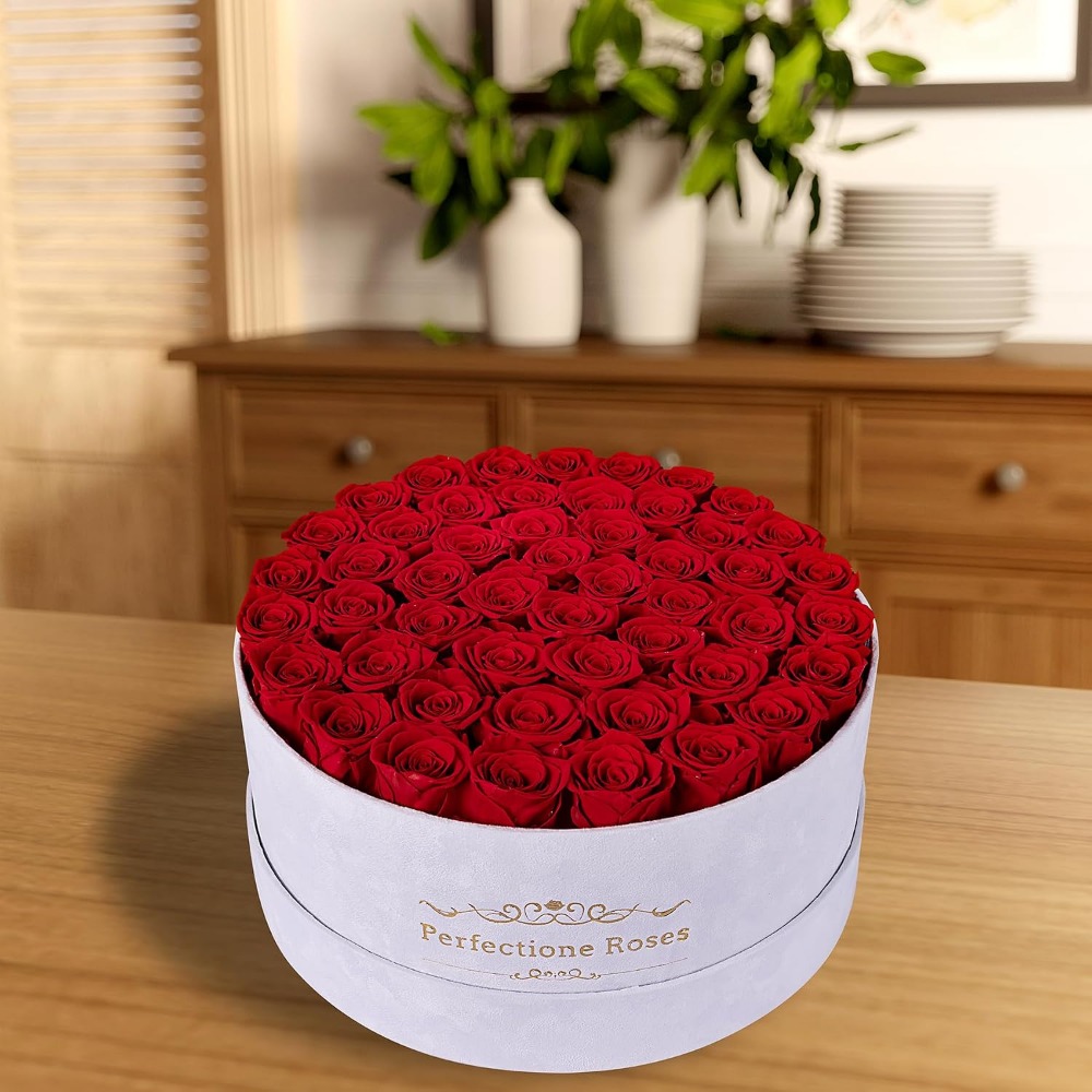 50本のベルベットボックス入りバラ、プリザーブドフラワー、女 - Home Decor Tulip のレビューと価格