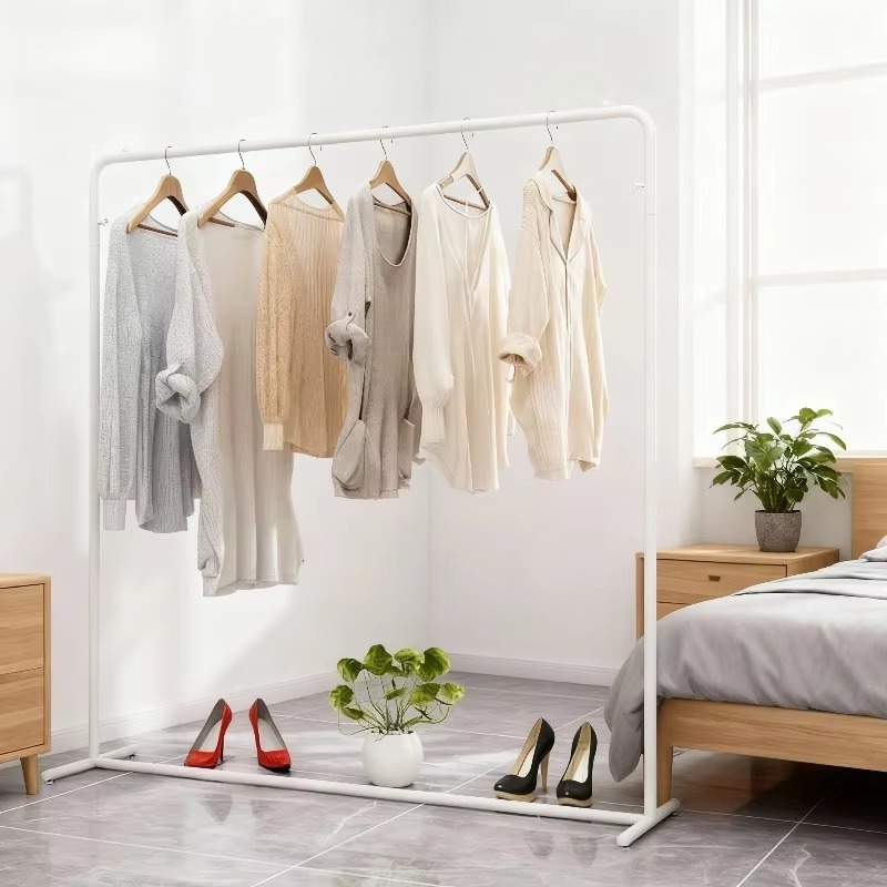 高級ゴールド衣類ラック アイアンアート スタイリッシュな洋服 - Home Decor Retail Stores のレビューと価格